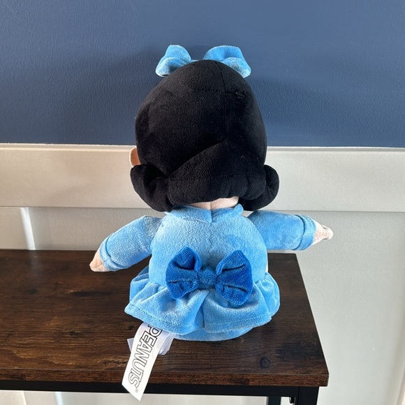 Animal Adventure Peanuts - Lucy Collectible Plush Doll 8” - Picture 2 of 7
